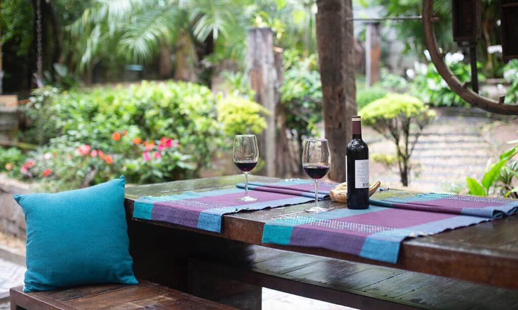 picnic table